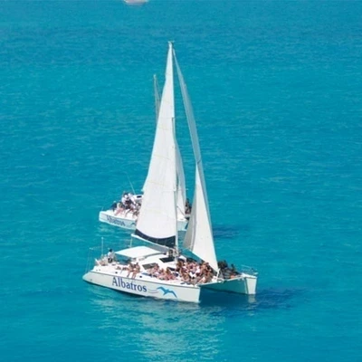 Isla Mujeres Tour aboard the Albatros Catamaran with Transportation