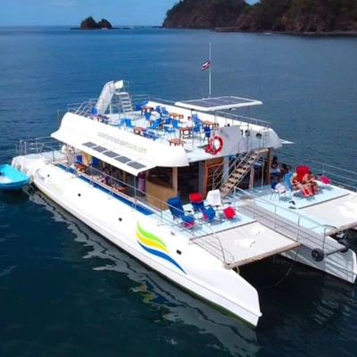 Ocean Excelsior Trimaran: 5-Hour Cruise with Snorkeling, Open Bar